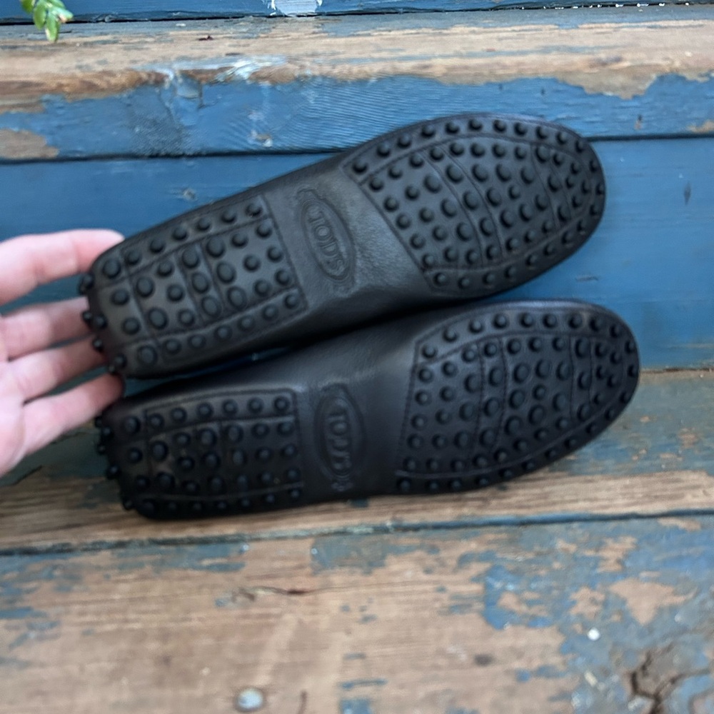 TODS Driving Loafer - Picture 9 of 16